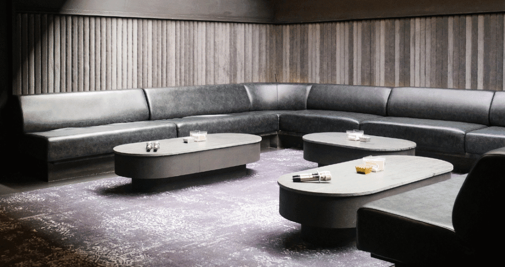 Caiman Menteng karaoke