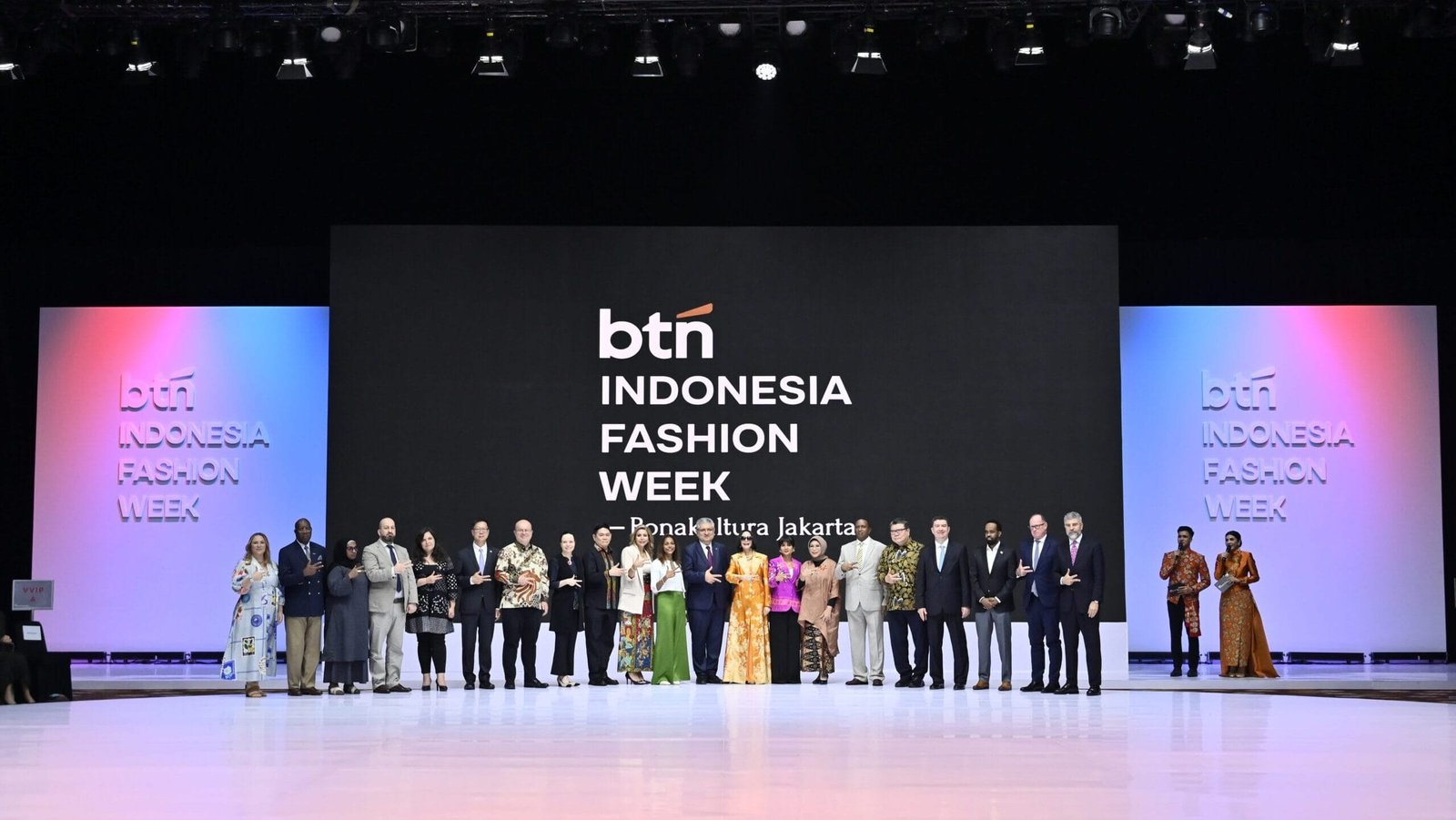 indonesia fashion week