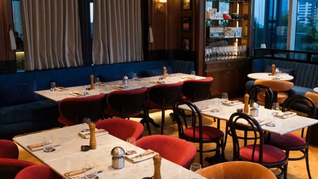paris bistro