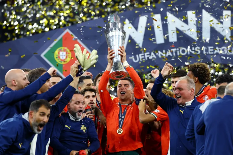 Portugal kalahkan Spanyol
