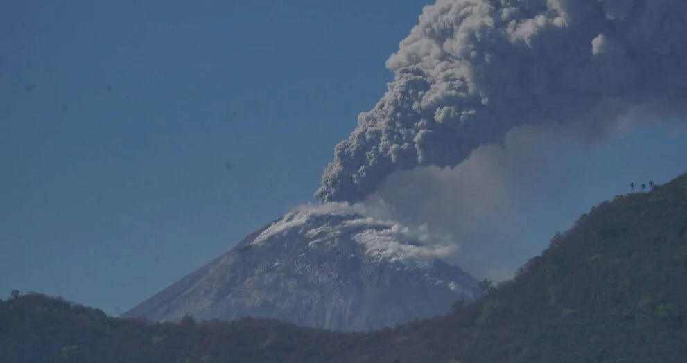 lewotobi erupsi