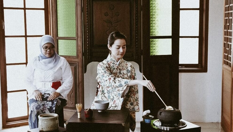 Traditional tea in Glodok Chinatown Jakarta