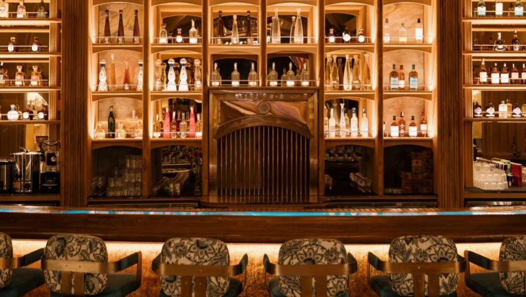 Babylon Garden Affair bar